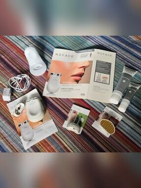 NuFACE  Facial Toning Device Kit with Attachments